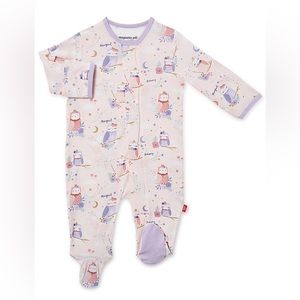 Magnetic me Footie Romper 0-3m